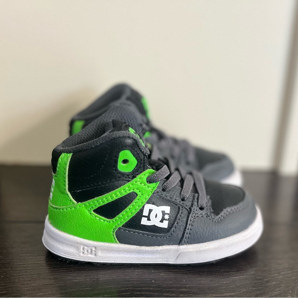 DC Kids' Rebound Black and Green Sneakers